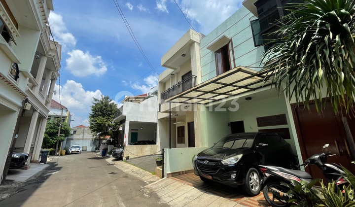 Rumah 2 Lantai Dalam Cluster Siap Huni dan Terawat Lokasi di Jagakarsa Jakarta Selatan 2