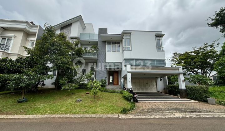 Ready-to-Occupy Luxury House in BSD at Telaga Golf