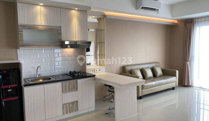  Breeze Tower, Fully Furnished Bagus Terawat 2