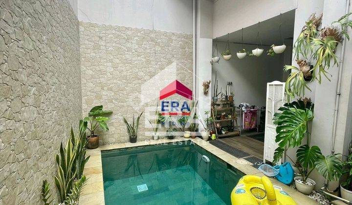 Rumah  Di Bintaro Sektor 9 Ada Kolam Renang 1