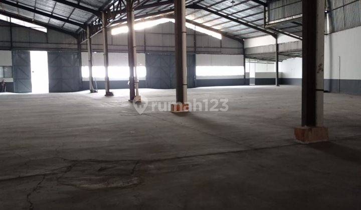 DISEWAKAN GUDANG
Lokasi : Kawasan Gudang Cibinong JL.Raya Bogor 
Dalam kawasan Pergudangan,Rapi,nyaman dan Asri 

#SPECK BANGUNAN Available :
*Luas Bangunan -+1.800 M² 1