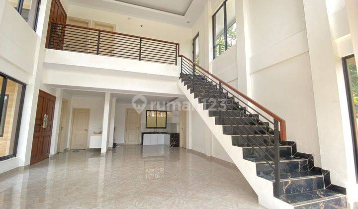 House For Sale 
cluster Bukit Golf Hijau
sentul City  2