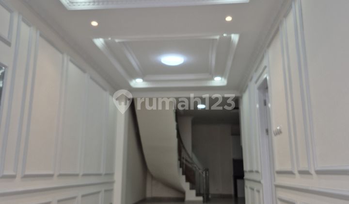 Dijual Rumah Baru 4 Lantaibagus, Rapi, Siap Huni Janur Hijau - Kelapa Gading