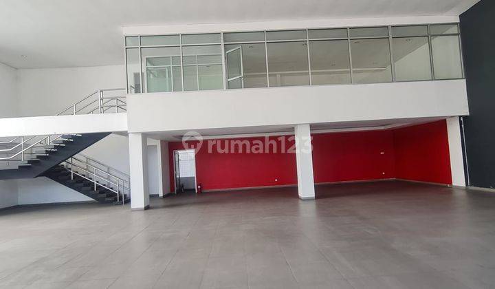 Disewa 2 Unit Gedung Showroom Mobil / Office Di MT.Haryono,  Jakarta Selatan  2