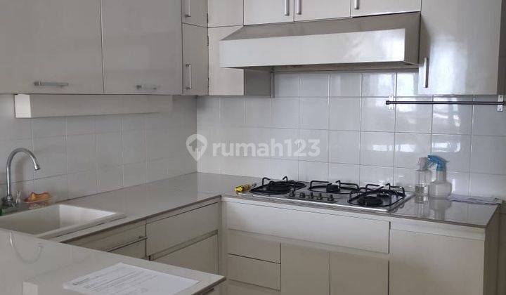 Dijual /Disewa Apartemen Paladian Park 2 Kamar Sudah Renovasi Siap Huni  2