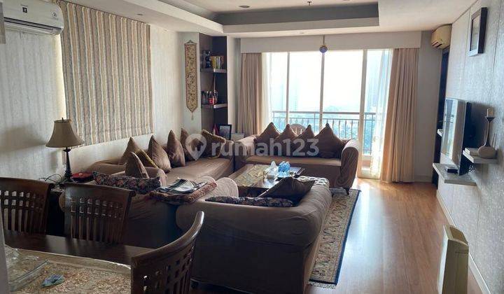 Jual Apartemen Mediterania Lagoon Kemayoran 
- luas 100m²
- 3+1BR , Private Lift,  Furnish  1