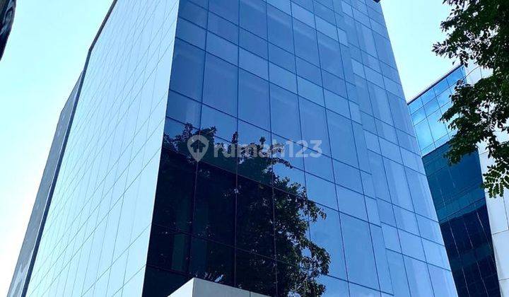 Jual Gedung Kantor Terletak Di Jalan Warung Buncit Raya, Salah Satu Kawasan Komersial Yang Berkembang Pesat Di Jakarta Selatan, Gedung Ini Memiliki Konektivitas Yang Sangat Baik Baik Dengan Transportasi Pribadi Maupun Umum. 1