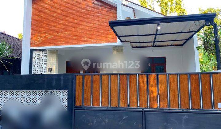 Rumah 2 Lantai Siap Huni Scandinavian Bonus Furniture Di Selatan Kampus Umy. Strategis.  1