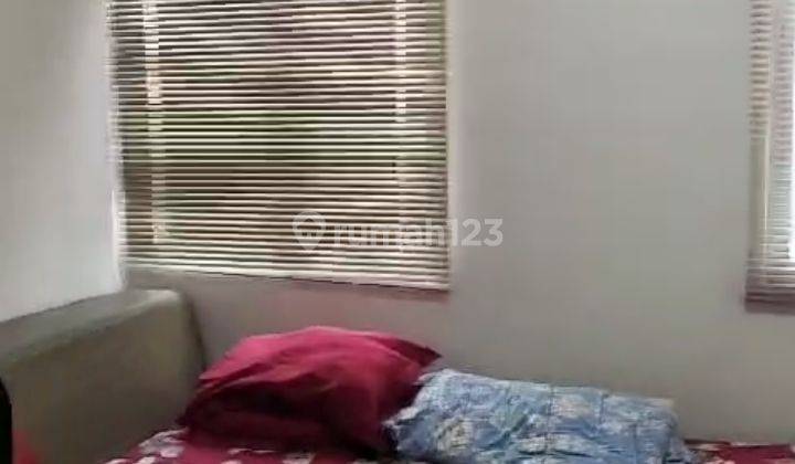 Apartemen Bagus Sudirman Suites 2 BR Dijadikan 1BR Semi Furnished 1