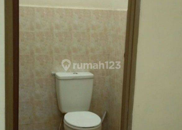 kamar mandi rumah di perum permata intan