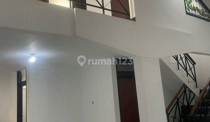 Rumah terawat dikomplek perumahan leuwisari 1