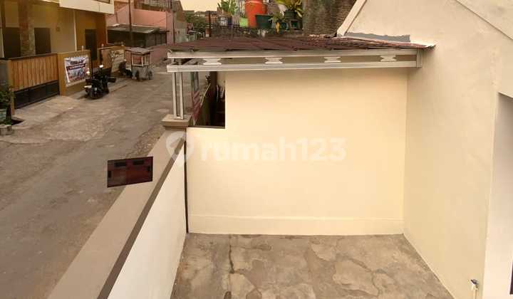 Corner House Fully Renovated + Business Kiosk Near Kharisma Cimareme Hospital 2