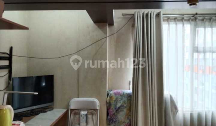 Apartemen Studio Furnished Bagus Hadap Kolam Renang 2