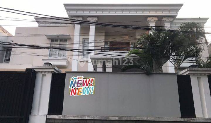 Rumah Menteng 2 Lantai Semi Furnished Sudah Renovasi Lokasi Strategis # 18 1