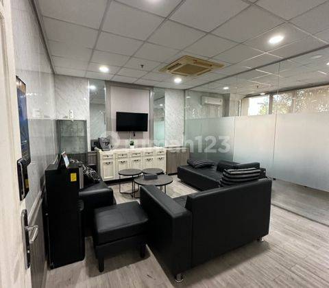 Office Space For Rent Menteng,jakarta Pusat Lokasi Di Pinggir Jalan Raya Dekat Sudirman 1