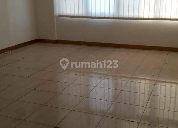 Dijual Gedung Ruko 2 Unit 4,5 Lantai Daerah Jakarta Pusat 1