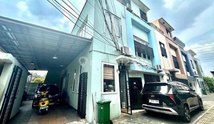 Rumah Townhouse Lokasi Strategis Di Tomang Di Jual Cepat Rumah Siap Huni  1