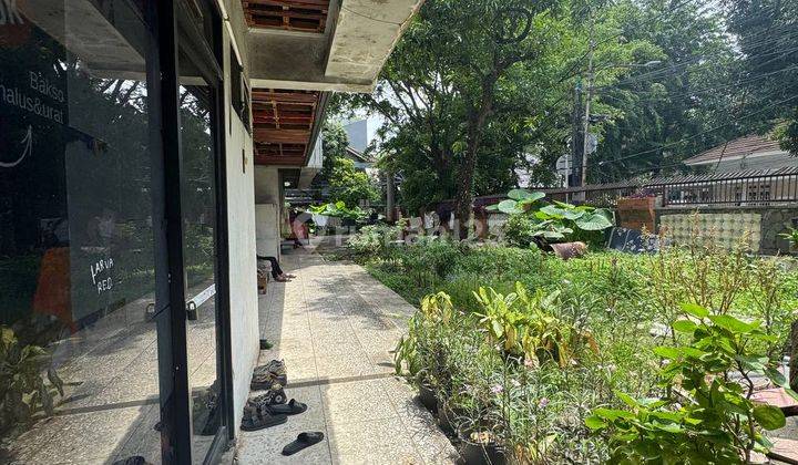 Di Jual Lahan /  Rumah Lama Kawasan Komersil  2