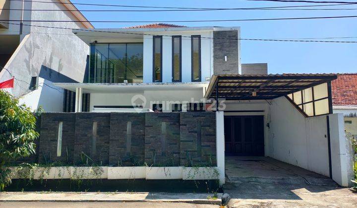 Dijual Rumah di Penjaringan Asri II Rungkut
Nol Jalan Bagus 1