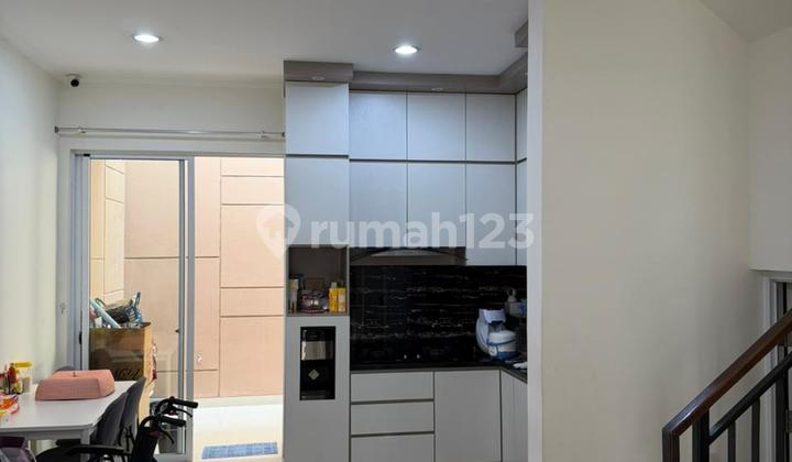 Dijual Rumah 2lt Green Puri Jakarta Barat 2