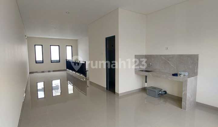 Disewakan Ruko Hudson 3Lt Gading Serpong