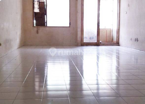 Ruko 2 Lantai di Griya Permata Cipondoh Siap Pakai Lokasi Bagus 2
