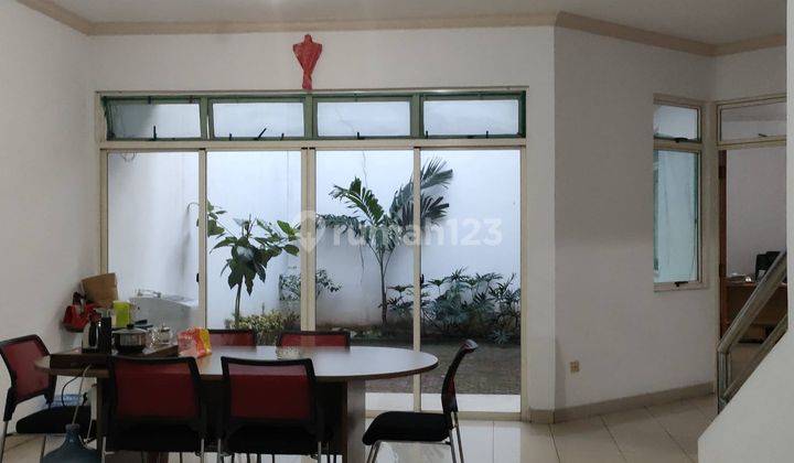 Dijual cepat BU Rumah Taman semanan indah 1