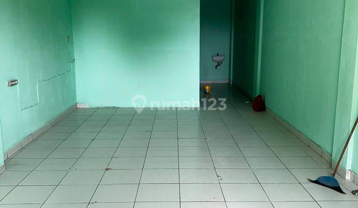 Disewakan Ruko 2 Lantai di Kresek Raya Jakarta Barat Lokasi Bagus 2