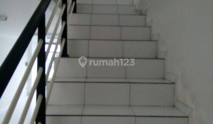 Ruko 4 Lantai Siap Pakai di Duri Kosambi Jakarta Barat  1