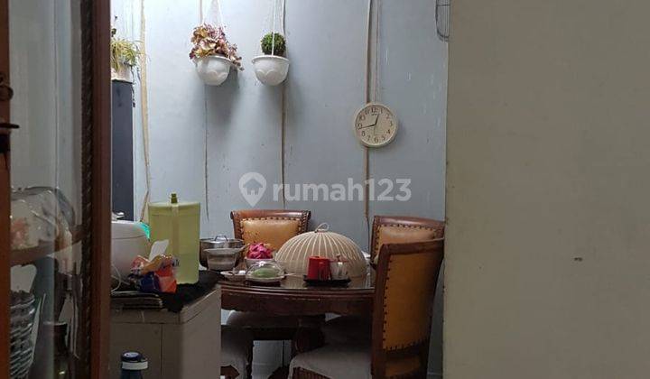 Rumah Siap Huni di Kebon Jeruk Jakarta Barat Lokasi Strategis  2