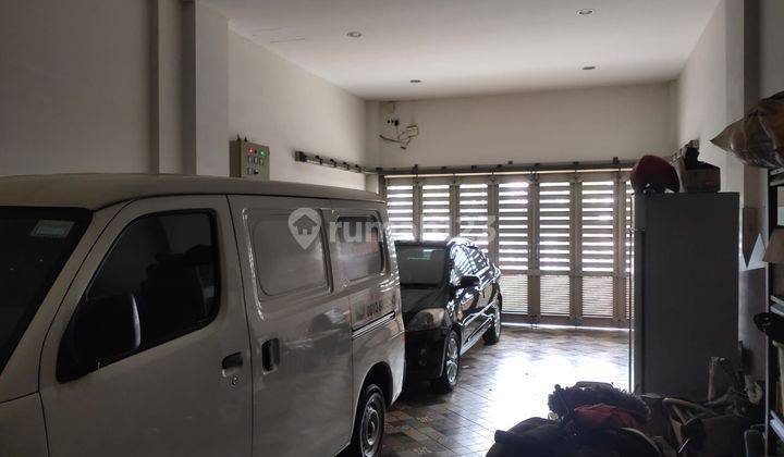 Rumah Mewah Dan Sangat Terawat di Green Garden Jakarta Barat Nego 2