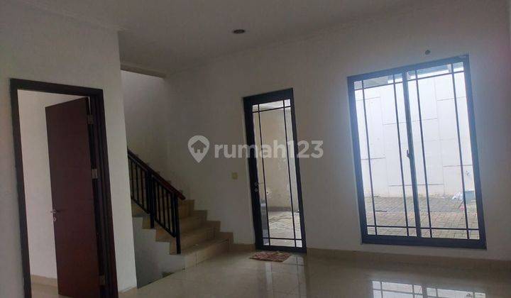 Dijual Rumah 2 Lantai East Asia Green Lake City 1