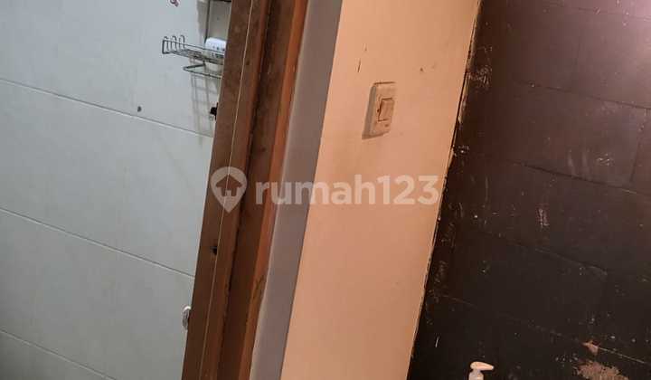 Ready-to-Occupy House in Griya Permata Cipondoh Tangerang 2