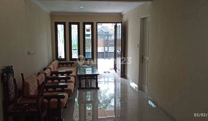 Dijual rumah 2 lantai Taman Semanan Indah Jakbar 1