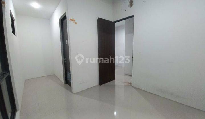 Dijual Rumah 2 Lantai Citra Garden Puri Jakbar 2