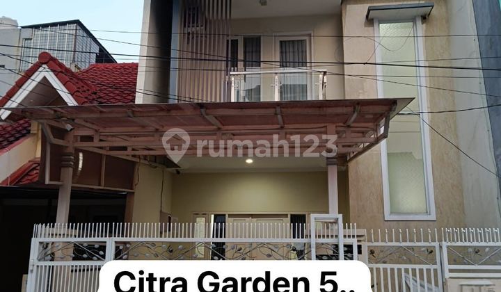 For Sale 2.5 Story House in Citra Garden 5, West Jakarta For Sale 2.5 Story House in Citra Garden 5, West Jakarta