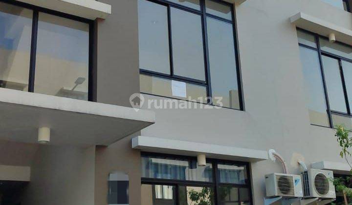 Disewakan Condo House lt 3 Green Royal Jakbar 1