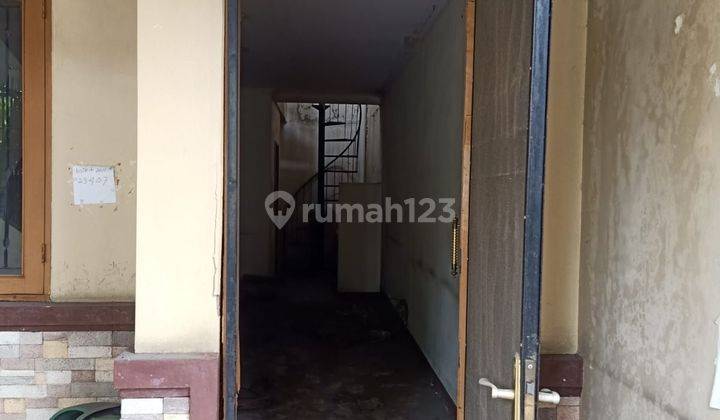 Dijual rumah tua 2lt Metro Permata Karang Tengah 2