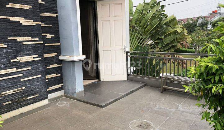 Dijual Rumah hoek 2 Lantai Taman semanan indah  2