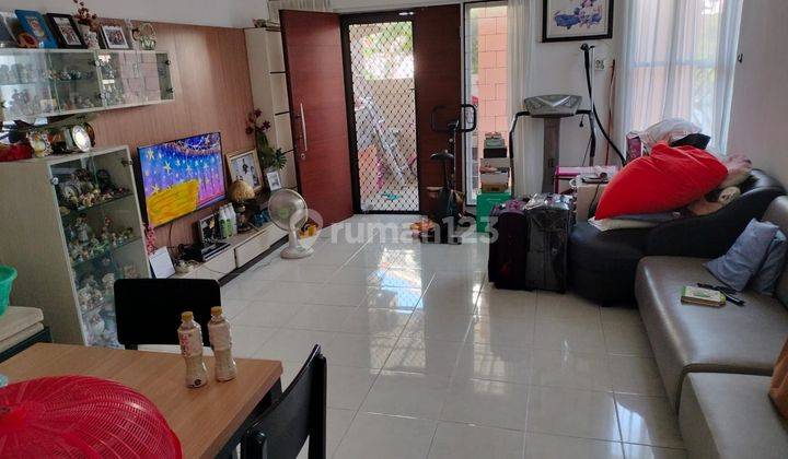 Rumah 2 Lantai Taman Semanan Indah jakbar 1