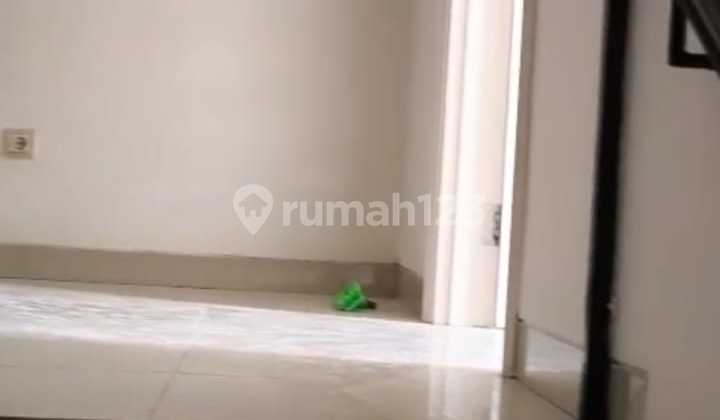 For Rent 2-Story House West Europe Greenlake City For Rent 2-Story House West Europe Greenlake City