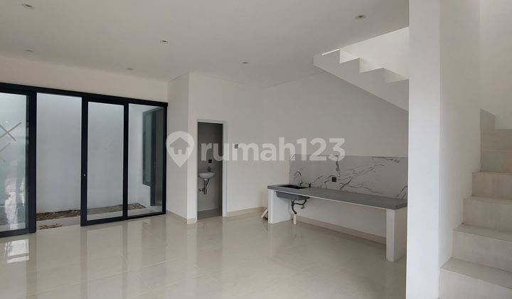 Dijual Rumah 2lt Duri Kosambi Jakbar