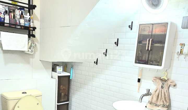 Dijual Rmh 2Lt Permata Taman Palem Jakbar 2