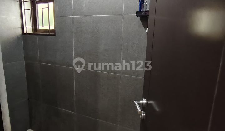 Dijual Rumah Cantik 2Lt Metland Puri 2