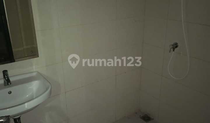 For Sale 2-Story House in Banjar Wijaya Tangerang For Sale 2-Story House in Banjar Wijaya Tangerang