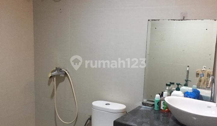 Dijual Rumah 2lt Taman Semanan Indah Jakbar