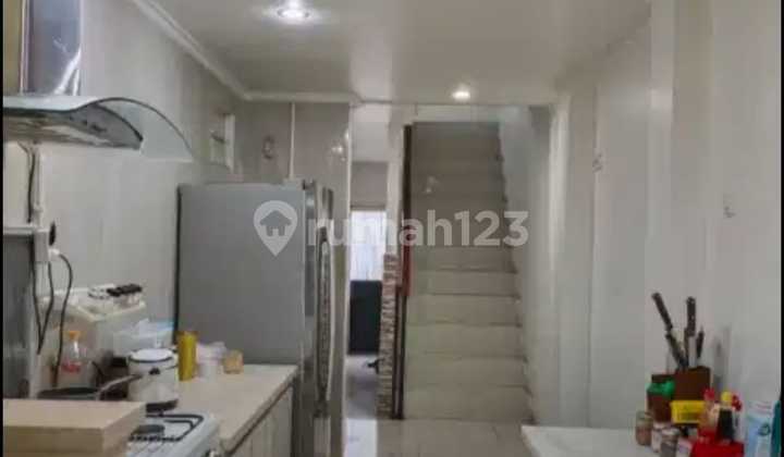 Rumah 3 Lantai Siap Huni di Pondok Kopi Jakarta Timur Strategis Rumah 3 Lantai Siap Huni di Pondok Kopi Jakarta Timur Strategis