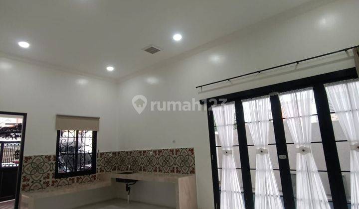 Rumah Mewah Exclusive 2lt Joglo Jakarta Barat 2