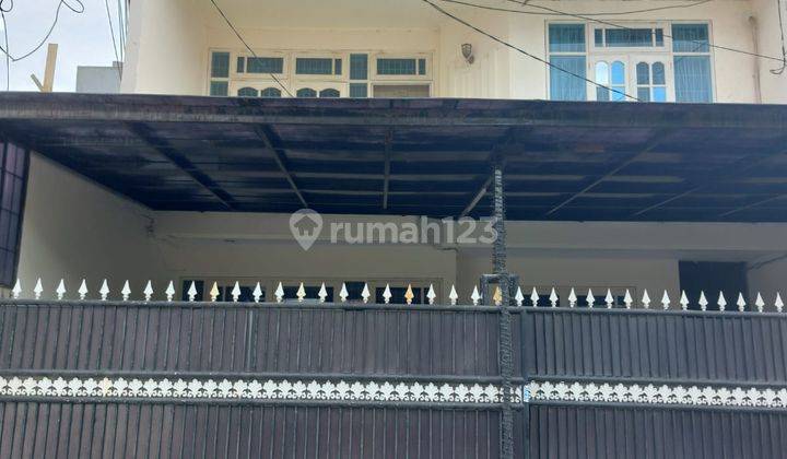 Rumah Cantik 2lt Kosambi Baru Jakbar 1