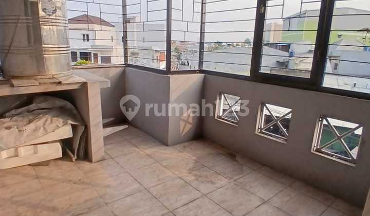 Dijual Ruko 3lt Kosambi Baru Jakbar